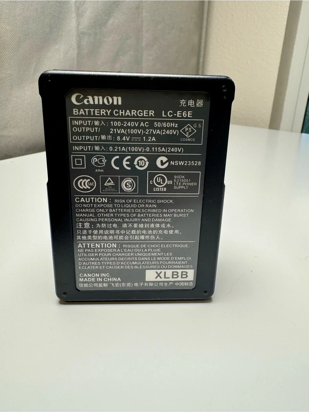 Canon Black Battery Charger LC-E6E